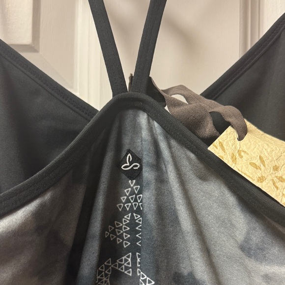 Prana Mahdia V-next Tank Top Black and Gray with Delicate Design - Size M - Picture 6 of 14